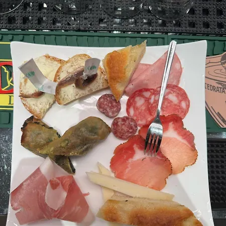 Oasi Il Tiro A Segno Πανσιόν 3*